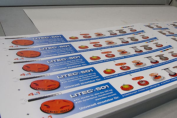 Aufkleber auf Bogen oder Einzelzuschnitte